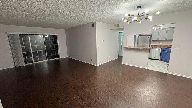 Building Photo - 1125 Pleasant Run Dr