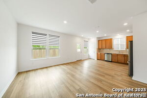 Foto del edificio - 10643 Military Dr W