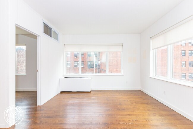Foto del edificio - 1209 Dekalb Ave