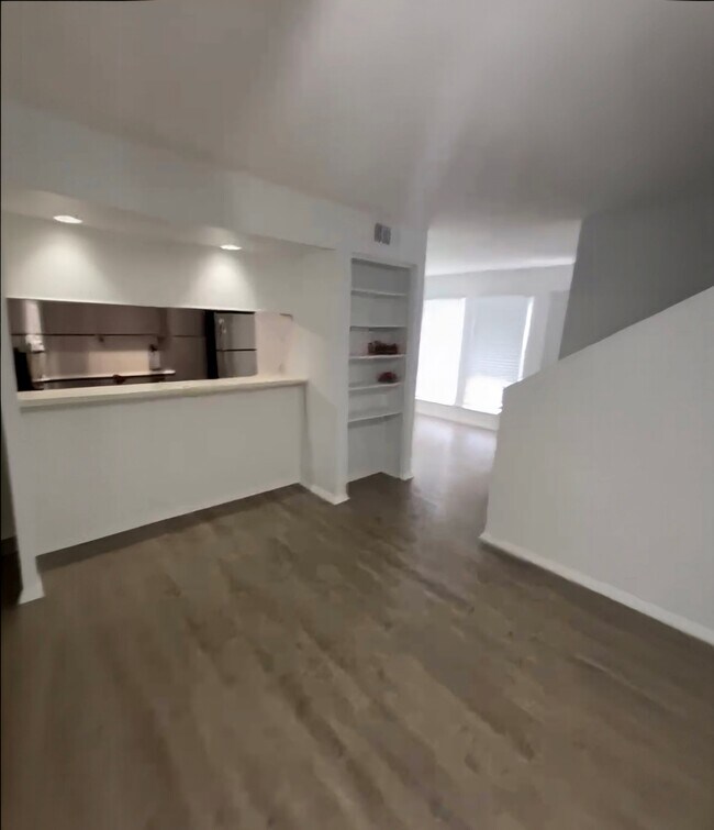 Building Photo - 3982 Crayrich Cir