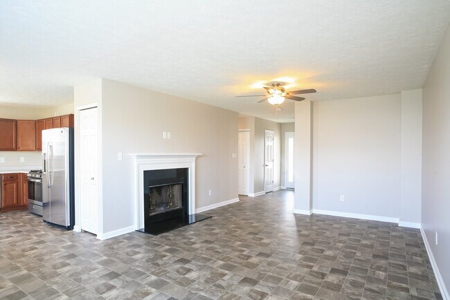 Building Photo - 2362 Montezuma Express Dr