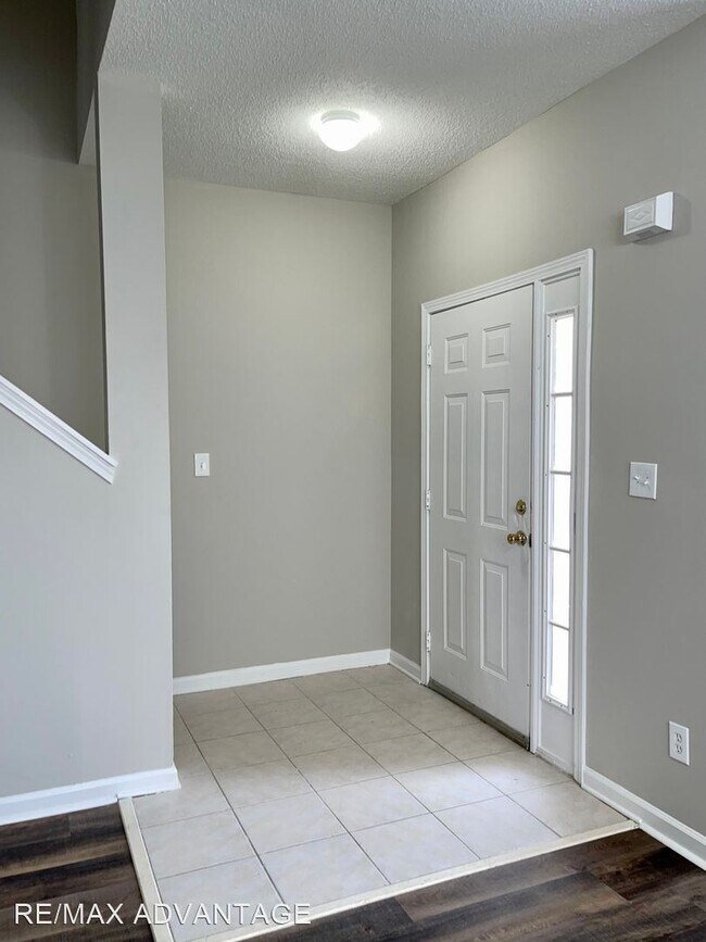 Building Photo - 3 br, 2.5 bath House - 7322 Wagon Wheel Ct