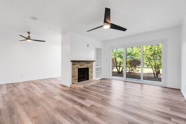 Living room with fire place - 1051 S Highland St