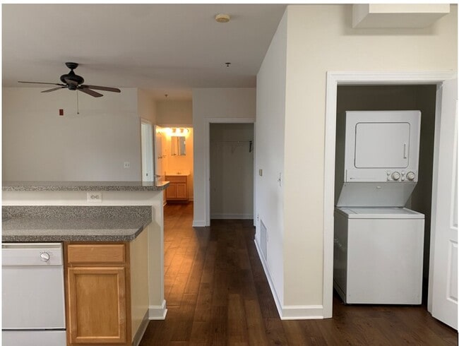 Building Photo - Conte Lubrano Apartments