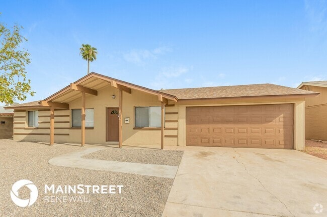 Building Photo - 7416 W Glenrosa Ave