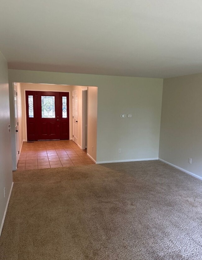 Building Photo - 1130 Heathshire Dr
