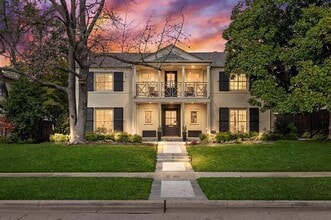 Building Photo - 4678 Beverly Dr