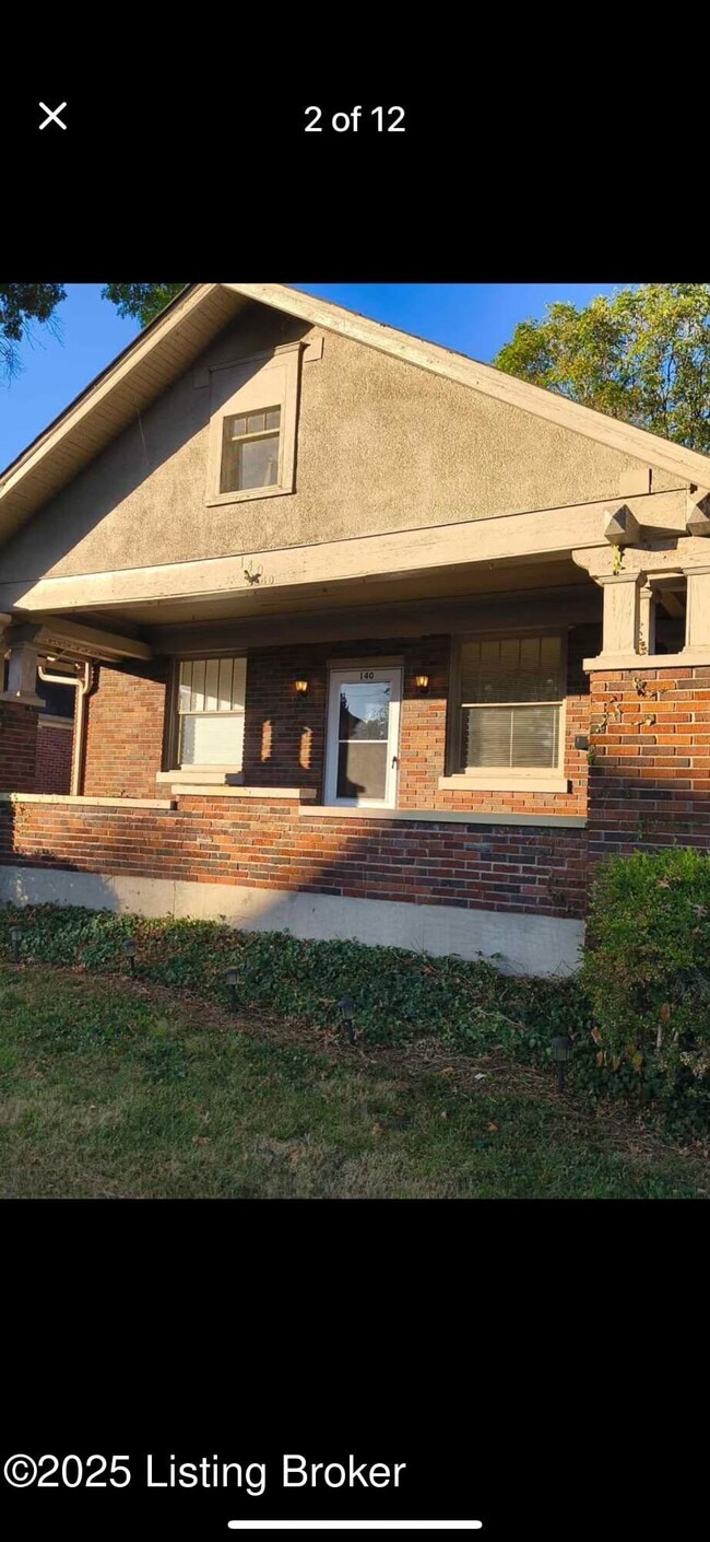 Building Photo - 140 Wiltshire Ave