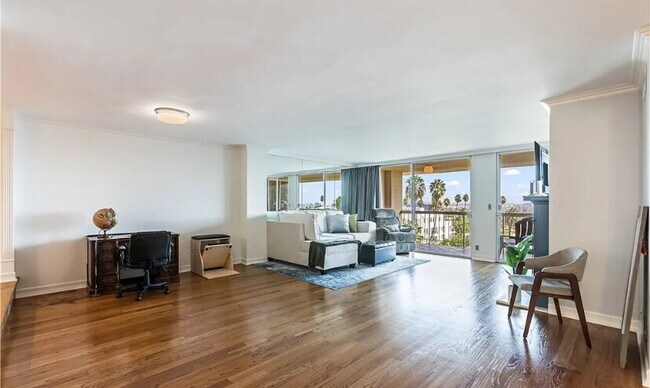 Foto del edificio - Luxurious Beverly Hills Penthouse Condo wi...