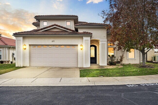 Foto del edificio - 277 Siena Blvd