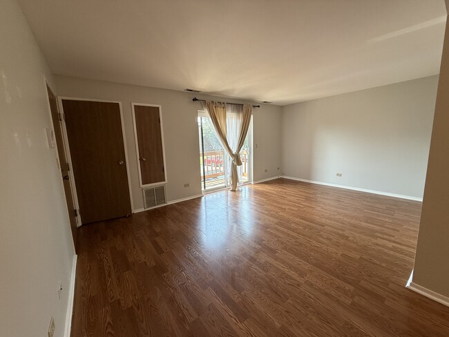 Building Photo - 2256 Abbeywood Dr