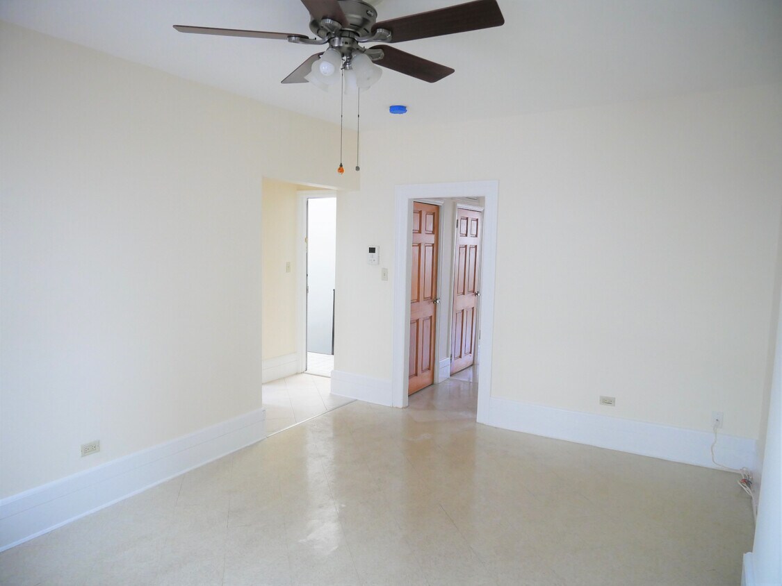 Primary Photo - 2260 1st Avenue
