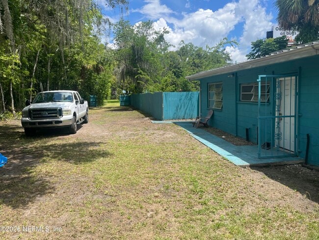 Building Photo - 1181 US-17
