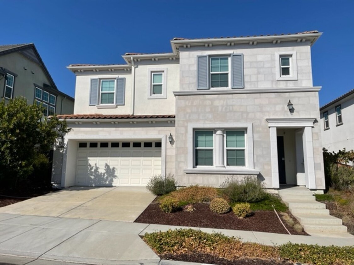 Foto principal - Executive Home in San Ramon Available!