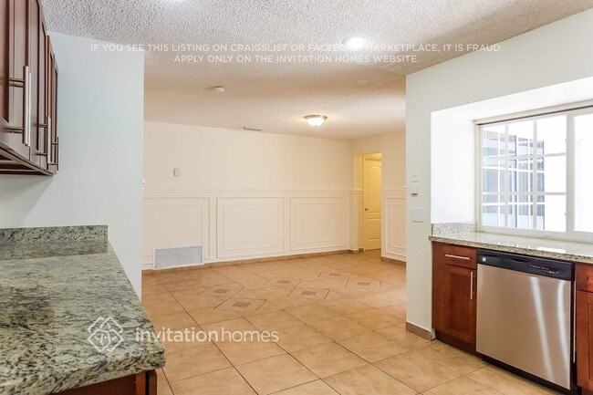 Foto del edificio - 8830 Johnson St