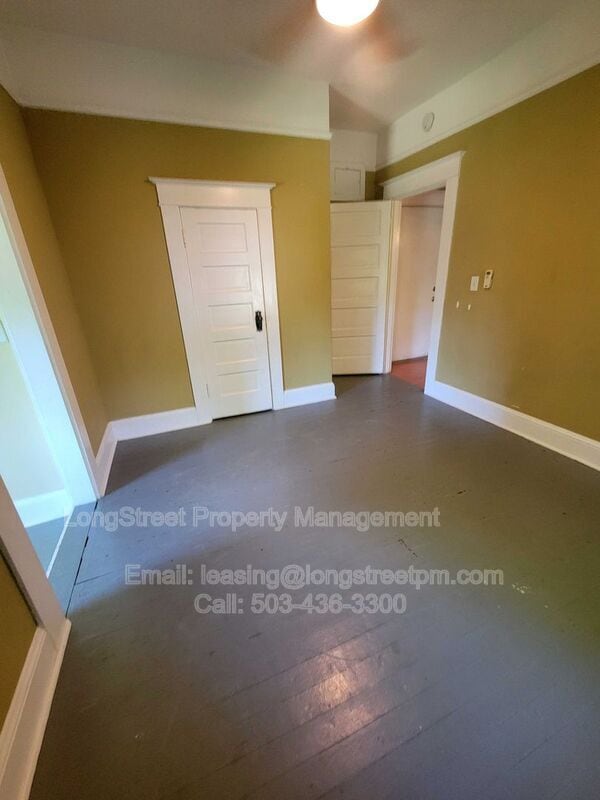 Building Photo - 3816 N Borthwick Ave