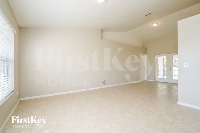 Foto del edificio - 1828 SW 3rd Pl