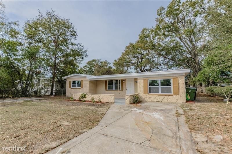 Primary Photo - 10906 N Lantana Ave