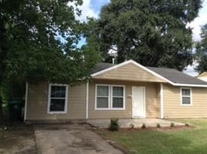 Primary Photo - 3 br, 1 bath House - 3919 Tolnay St