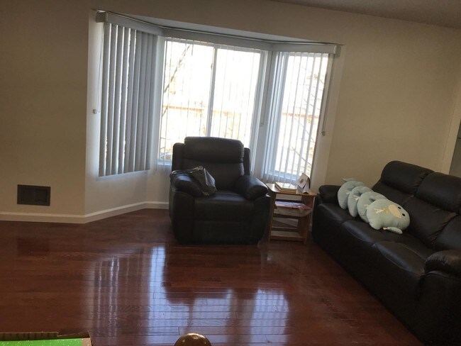 Foto del edificio - 48 Amanda Ct