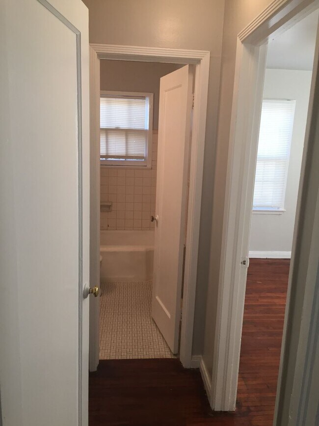 Foto del edificio - 1 Bed 1 Bath in Midwest City!