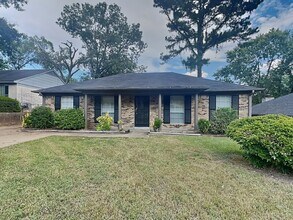 Building Photo - 5010 Penwood Cove