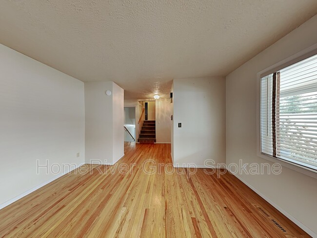 Building Photo - 3416 S Napa St