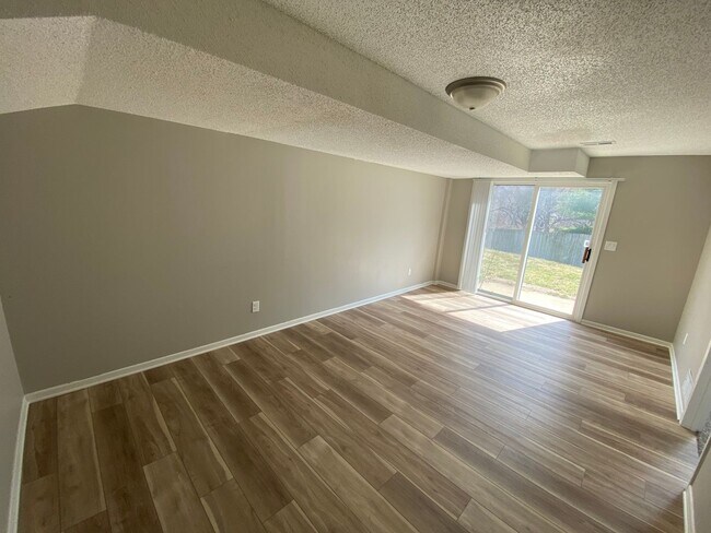 Foto del edificio - 3101 SE 17th St