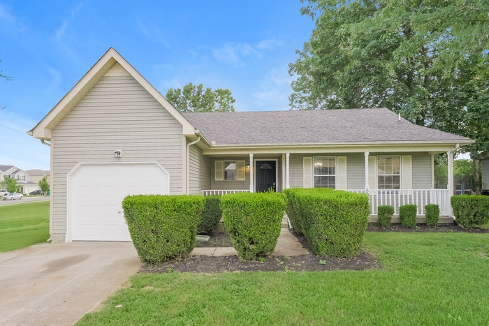 Primary Photo - 5040 Trailwater Dr