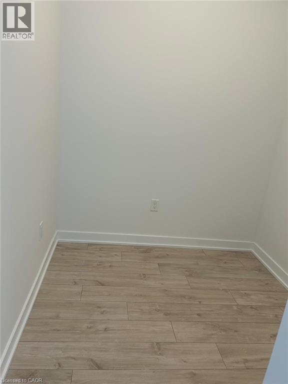 Photo du bâtiment - 770 Whitlock Ave