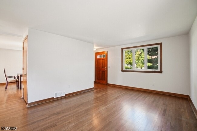 Foto del edificio - 1792 Mountain Ave