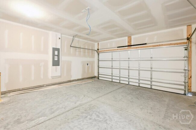 Building Photo - 150 Bottlebrush Dr