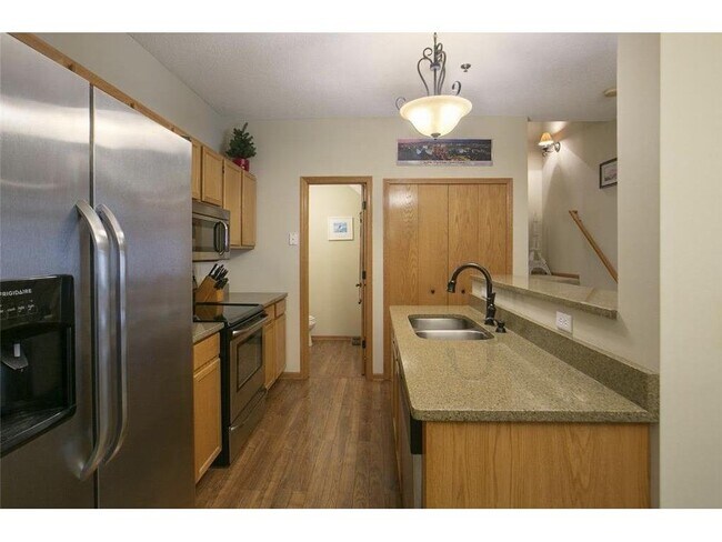 Building Photo - 8460 Kimball Dr