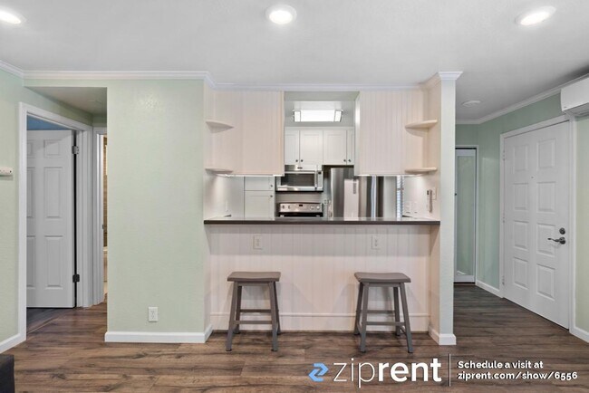 Foto del edificio - 290 Stonegate Cir