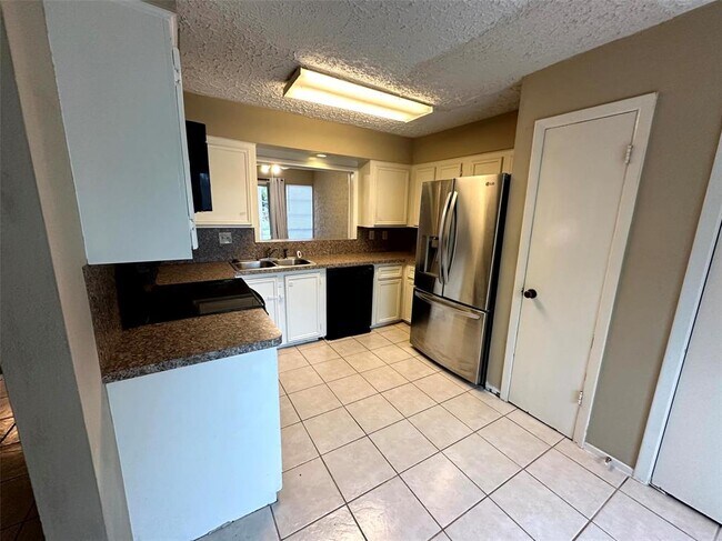 Building Photo - 13054 Centaurus Ct