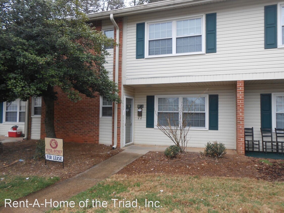 Foto principal - 3 br, 2.5 bath House - 4703 Champion Court
