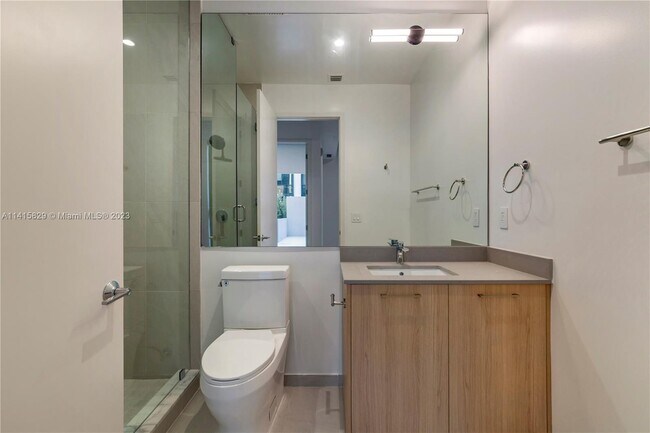 Foto del edificio - 129 NW 26th St