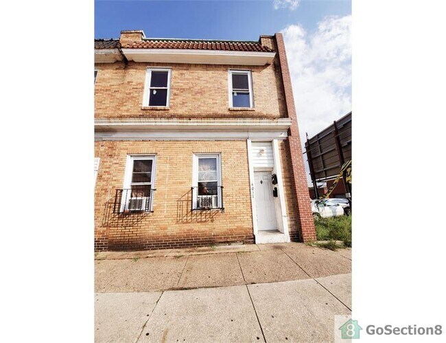 Building Photo - 4017 W Belvedere Ave