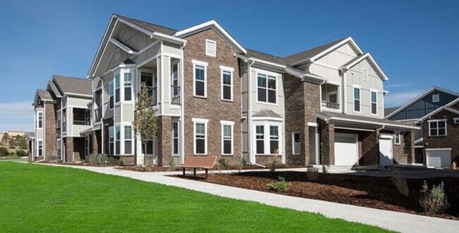 Building Photo - 24753 E Applewood Dr