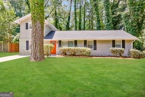 Primary Photo - 3127 Hollywood Dr