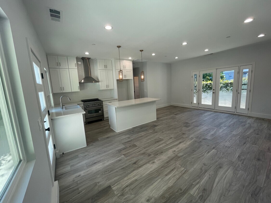 Foto principal - 1653 3rd St