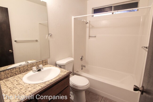 3 br, 2 bath House - 1210 Ivy Street photo'