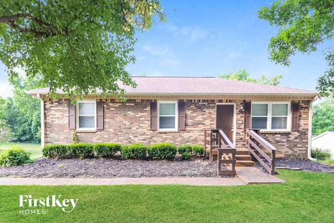 Building Photo - 704 Berkshire Dr