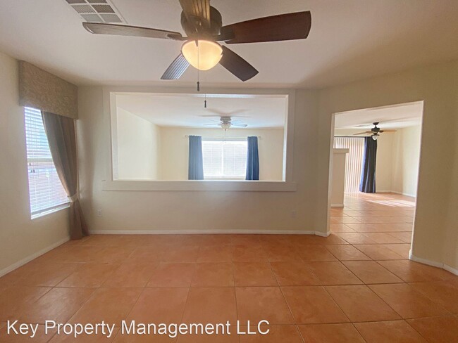 Building Photo - 4 br, 2.5 bath House - 7617 Glorietta Bay Ct