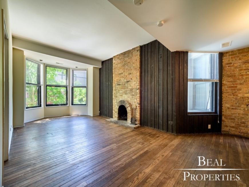 Primary Photo - 2 bedroom in CHICAGO IL 60657