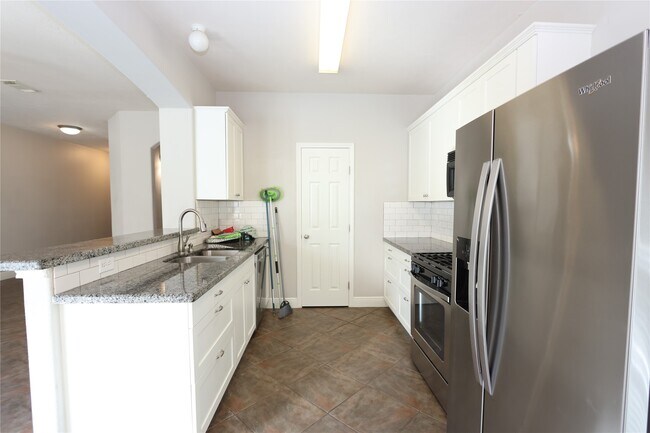 Foto del edificio - 6015 Yorktown Meadow Ln