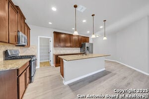 Building Photo - 10423 Francisco Way