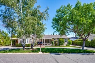 Building Photo - 18775 Afton Ave