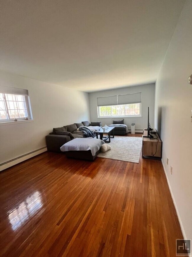 Foto del edificio - 74 STREET