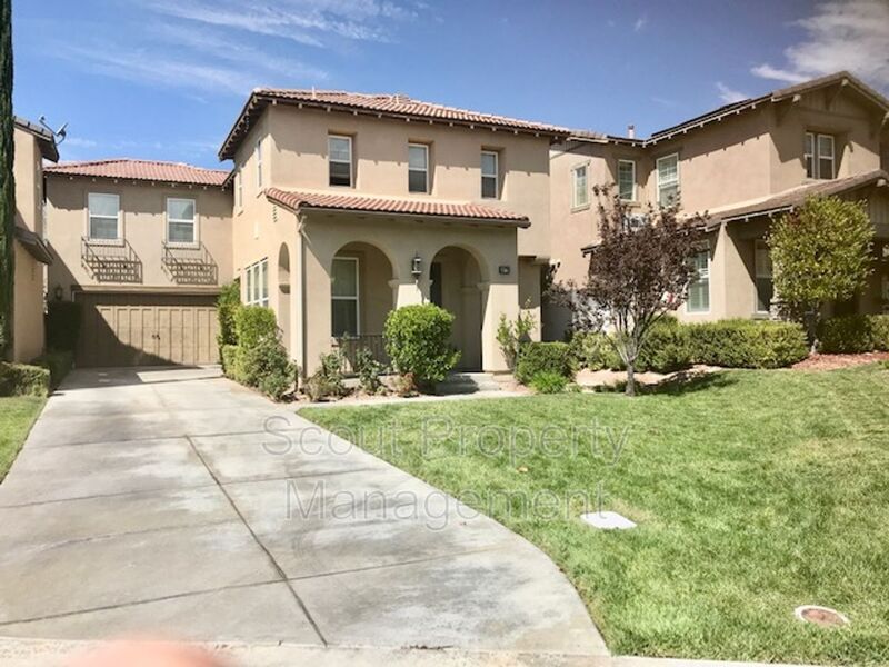 Primary Photo - 28770 Oak Park Ln